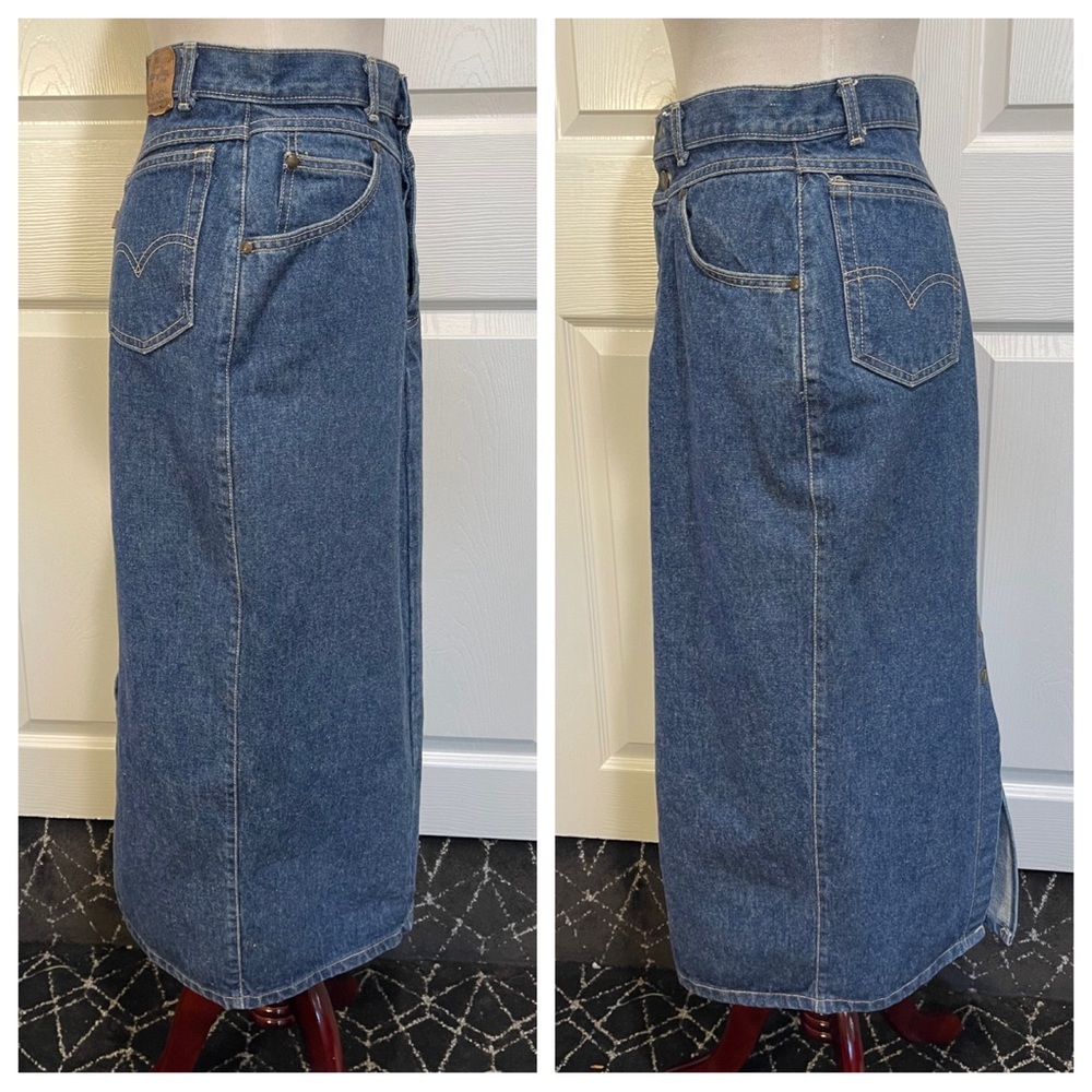 Vintage Levi’s denim jean skirt - Picture 2 of 9